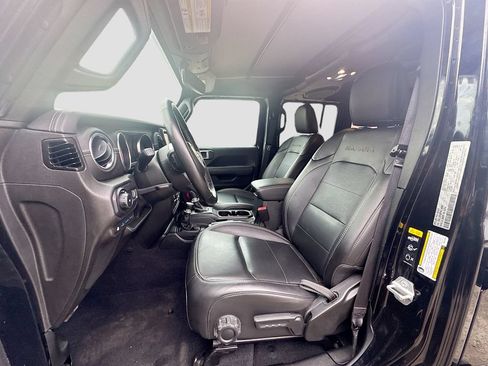 Used 2023 Jeep Wrangler Unlimited Sahara w/ Cold Weather Group AWD/4WD image 23