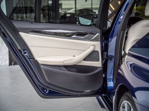 Used 2018 BMW 540i image 59