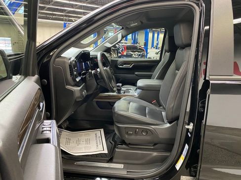 Used 2024 Chevrolet Silverado 1500 RST w/ Convenience Package II AWD/4WD image 16