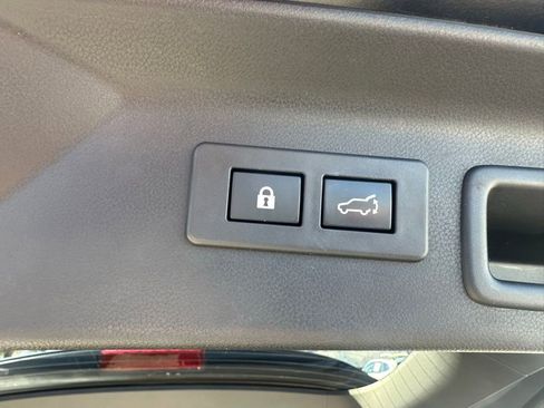 Used 2025 Subaru Forester Sport w/ Popular Package #2 image 8