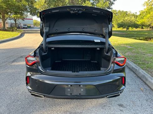 Used 2023 Acura TLX image 10