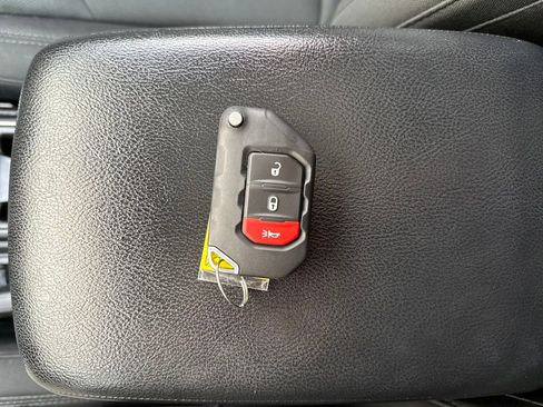 Used 2020 Jeep Wrangler Unlimited Sport S image 34