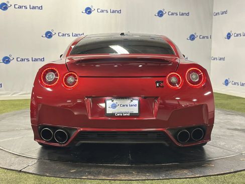 Used 2015 Nissan GT-R Premium AWD/4WD image 4