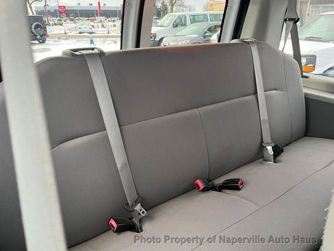 Used 2014 Ford E-350 and Econoline 350 XL w/ Power Windows & Locks Group image 16