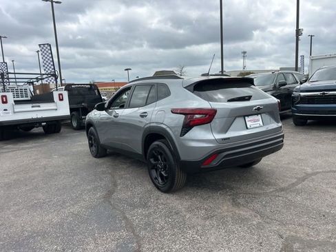 New 2026 Chevrolet Trax LT image 5
