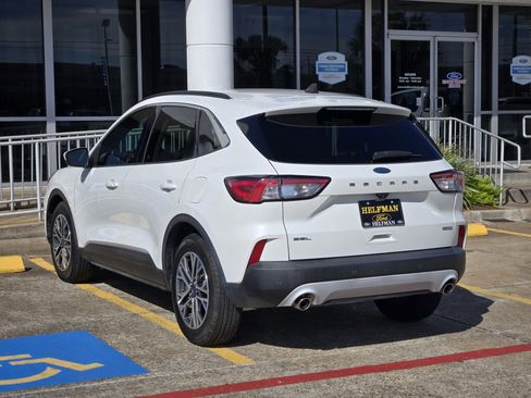 Certified 2020 Ford Escape SEL image 3