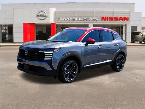 New 2026 Nissan Kicks SR w/ SR Premium Package AWD/4WD image 7