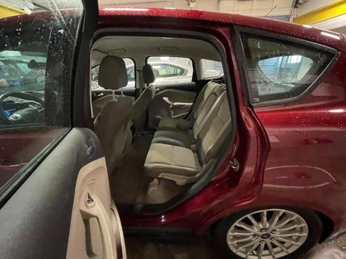 Used 2013 Ford C-MAX SE w/ Winter Pkg image 26