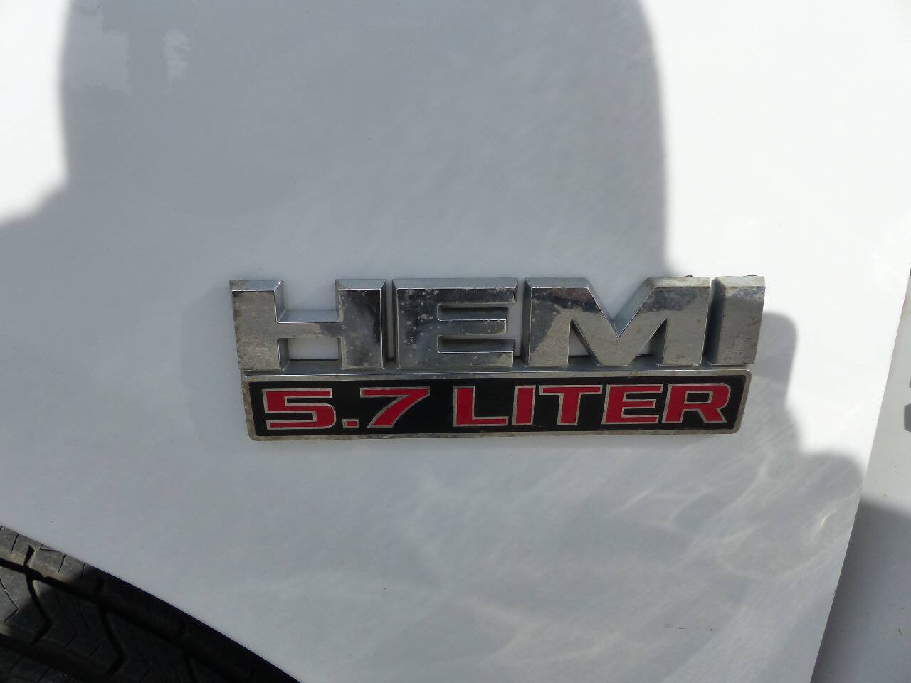 Used 2021 RAM 1500 Tradesman w/ Chrome Appearance Group AWD/4WD image 17
