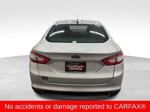 Used 2015 Ford Fusion SE w/ Equipment Group 202A image 4