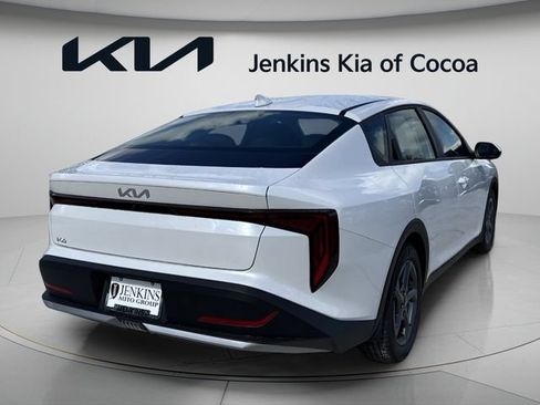 New 2026 Kia K4 FWD image 5