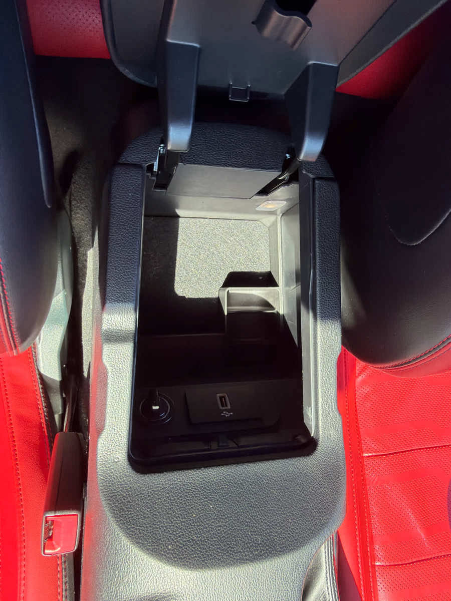 Used 2022 Ford Mustang GT Premium w/ GT Performance Package RWD image 29