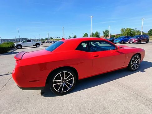 Used 2022 Dodge Challenger R/T w/ Plus Package RWD image 15