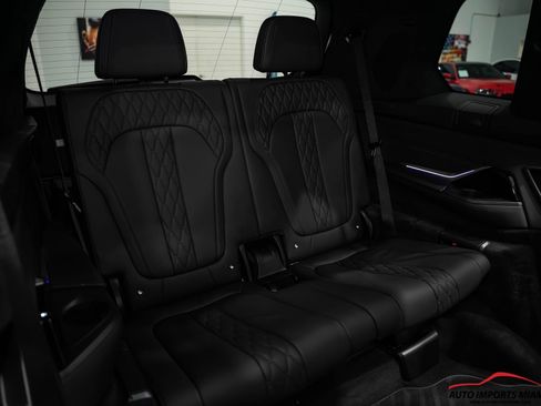 Used 2024 BMW X7 xDrive40i w/ M Sport Package image 60