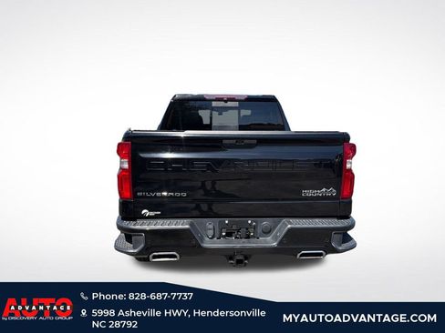 Used 2019 Chevrolet Silverado 1500 High Country w/ Technology Package AWD/4WD image 4