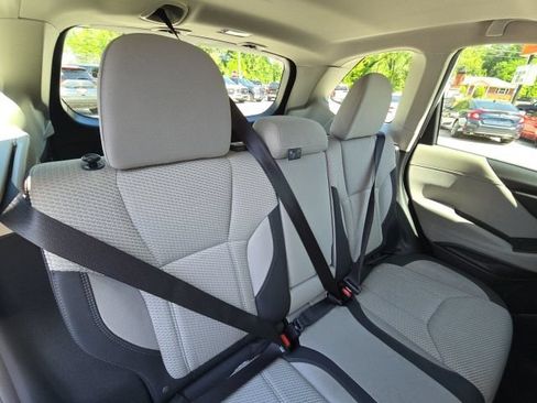Used 2023 Subaru Forester Premium AWD/4WD image 15