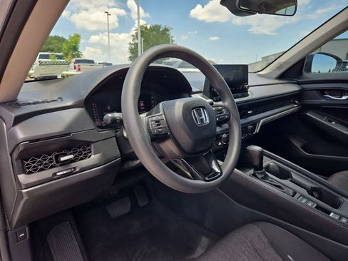 Used 2025 Honda Accord SE image 2
