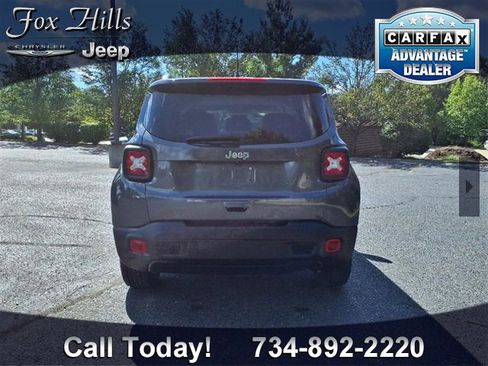 Used 2022 Jeep Renegade Latitude image 7