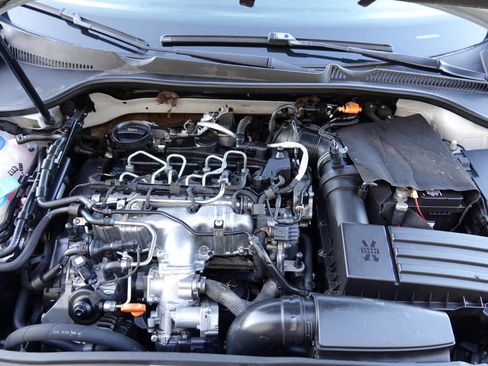 Used 2010 Volkswagen Jetta TDI FWD image 66