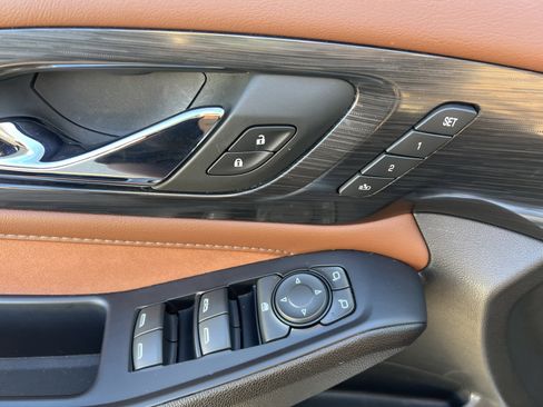 Certified 2021 Chevrolet Traverse High Country image 18