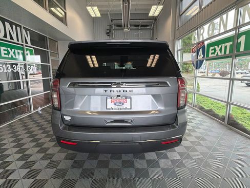 Used 2022 Chevrolet Tahoe Z71 w/ Luxury Package AWD/4WD image 3