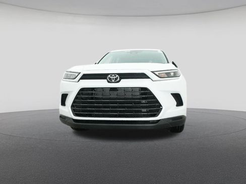 New 2026 Toyota Grand Highlander XLE image 31