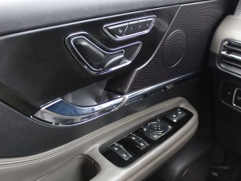 Used 2023 Lincoln Corsair AWD image 21