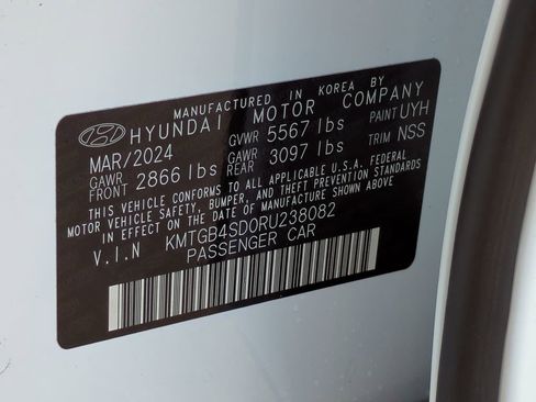 Used 2024 Genesis G80 3.5T Sport image 26