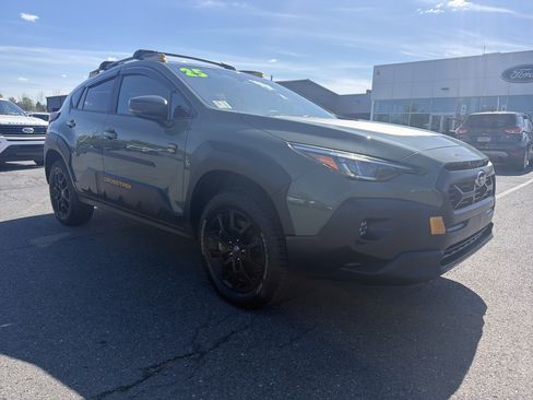 Used 2025 Subaru Crosstrek 2.5i Wilderness AWD/4WD image 1