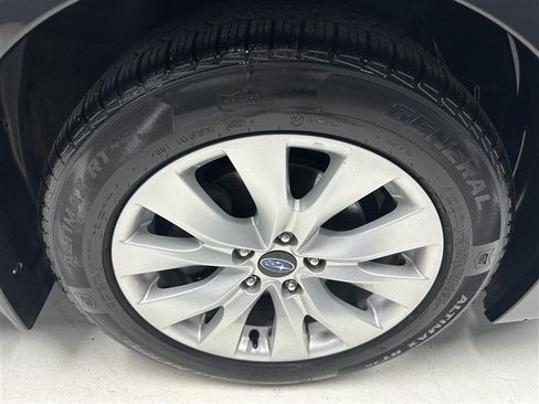 Used 2015 Subaru Legacy 2.5i Premium w/ Popular Package #2 AWD/4WD image 14