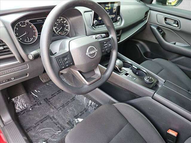 Certified 2025 Nissan Rogue S AWD/4WD image 9