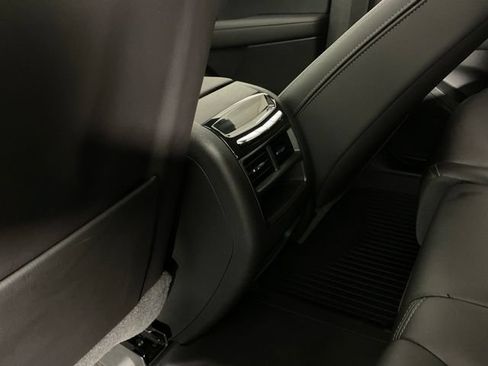 Used 2026 Cadillac XT5 Premium Luxury w/ Driver Assist Package AWD/4WD image 15