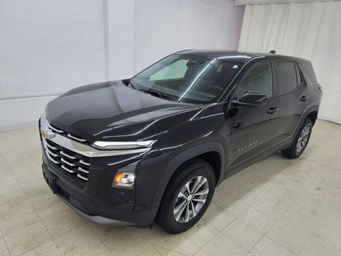 Used 2025 Chevrolet Equinox LT AWD/4WD image 30