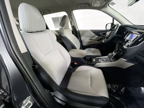 Used 2022 Subaru Forester image 25