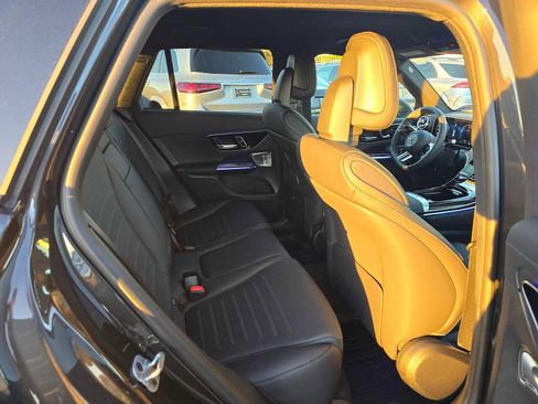 New 2025 Mercedes-Benz GLC 350e 4MATIC image 12