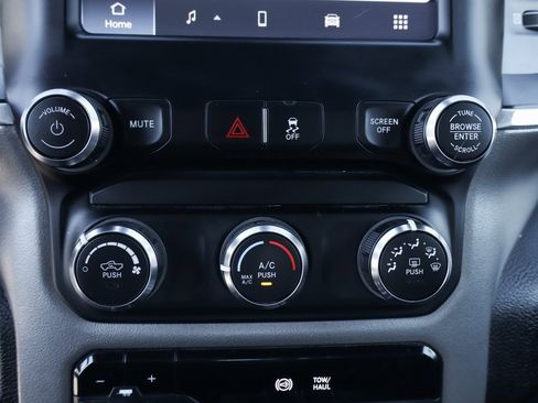 Used 2024 RAM 2500 Big Horn image 35