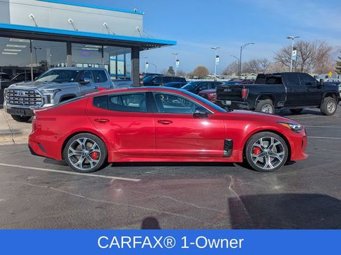 Used 2019 Kia Stinger GT2 image 2