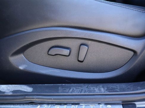 Used 2017 INFINITI QX50 2WD w/ Premium Plus Package image 24