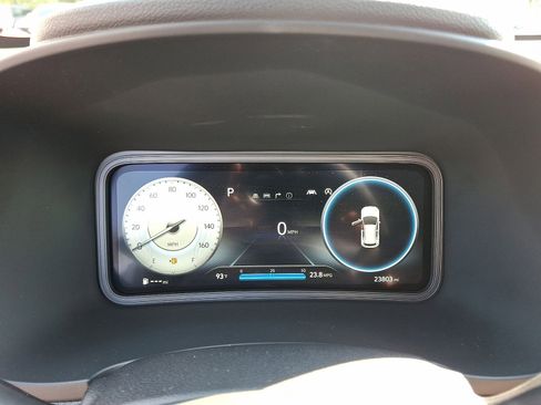 Certified 2023 Hyundai Kona Limited w/ Cargo Package image 19