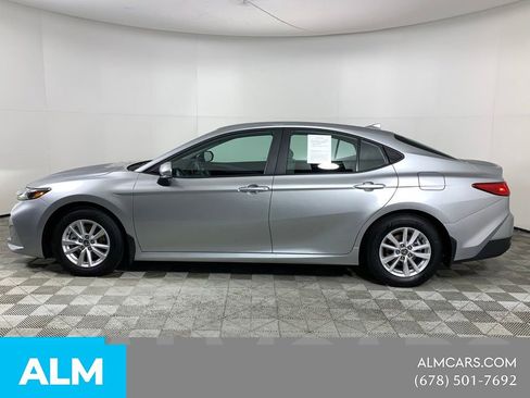 Used 2026 Toyota Camry LE w/ Convenience Package FWD image 6