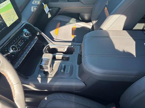 New 2026 GMC Sierra 1500 AT4 w/ AT4 Premium Package image 21