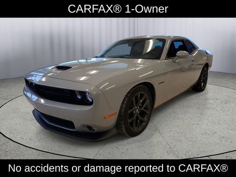 Used 2022 Dodge Challenger R/T w/ Plus Package image 2