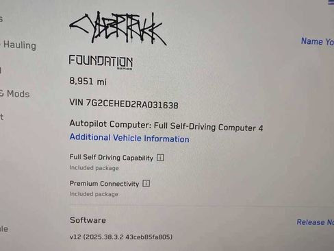 Used 2024 Tesla Cybertruck AWD Crew Cab image 9