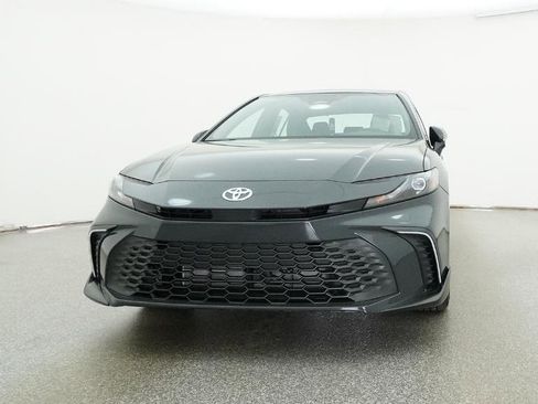New 2026 Toyota Camry SE FWD image 18