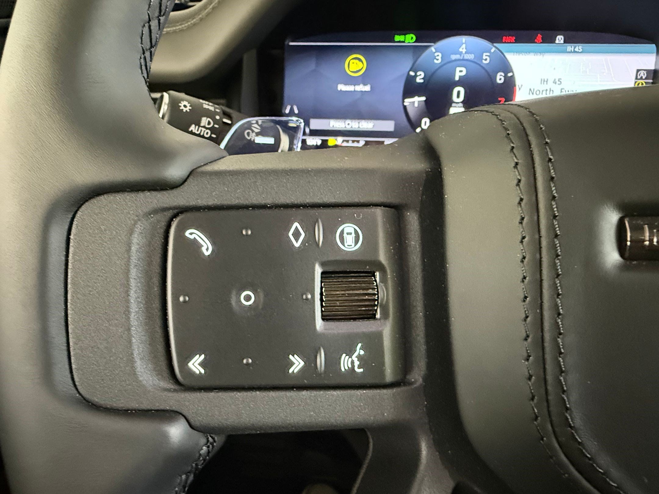 New 2026 Land Rover Defender 110 OCTA AWD/4WD image 17