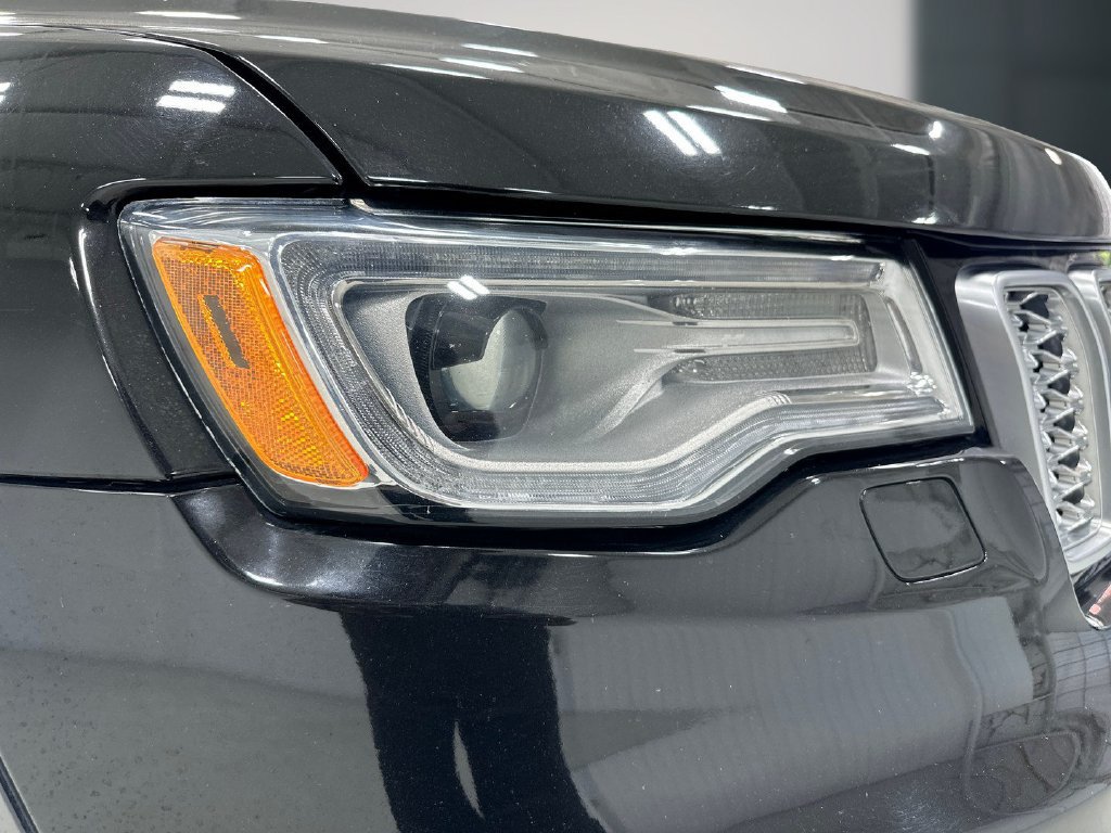Used 2018 Jeep Grand Cherokee Summit w/ Platinum Series Group RWD image 11