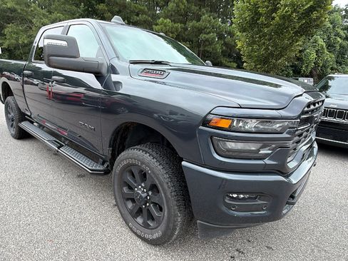 Used 2026 RAM 2500 Big Horn AWD/4WD image 5