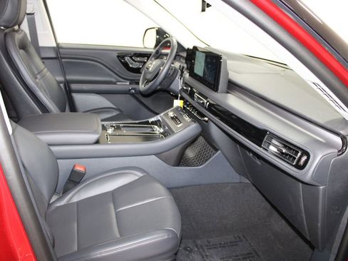 New 2026 Lincoln Aviator 2WD image 29