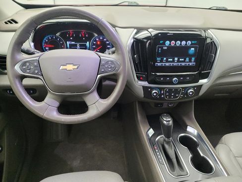 Used 2018 Chevrolet Traverse Premier w/ Driver Confidence II Package FWD image 22