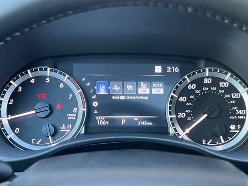 Used 2026 Toyota Highlander XLE AWD/4WD image 30